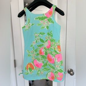 Lilly Pulitzer Girls size 12 shift dress with bow detail hem